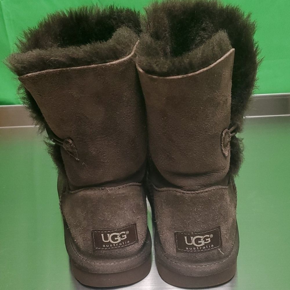 Ugg Bailey Button Boots - Picture 5 of 5